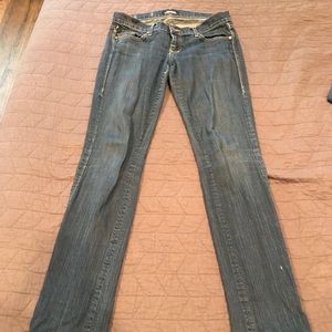 Rock & Republic Low Rise Slim Stretch - Size 29